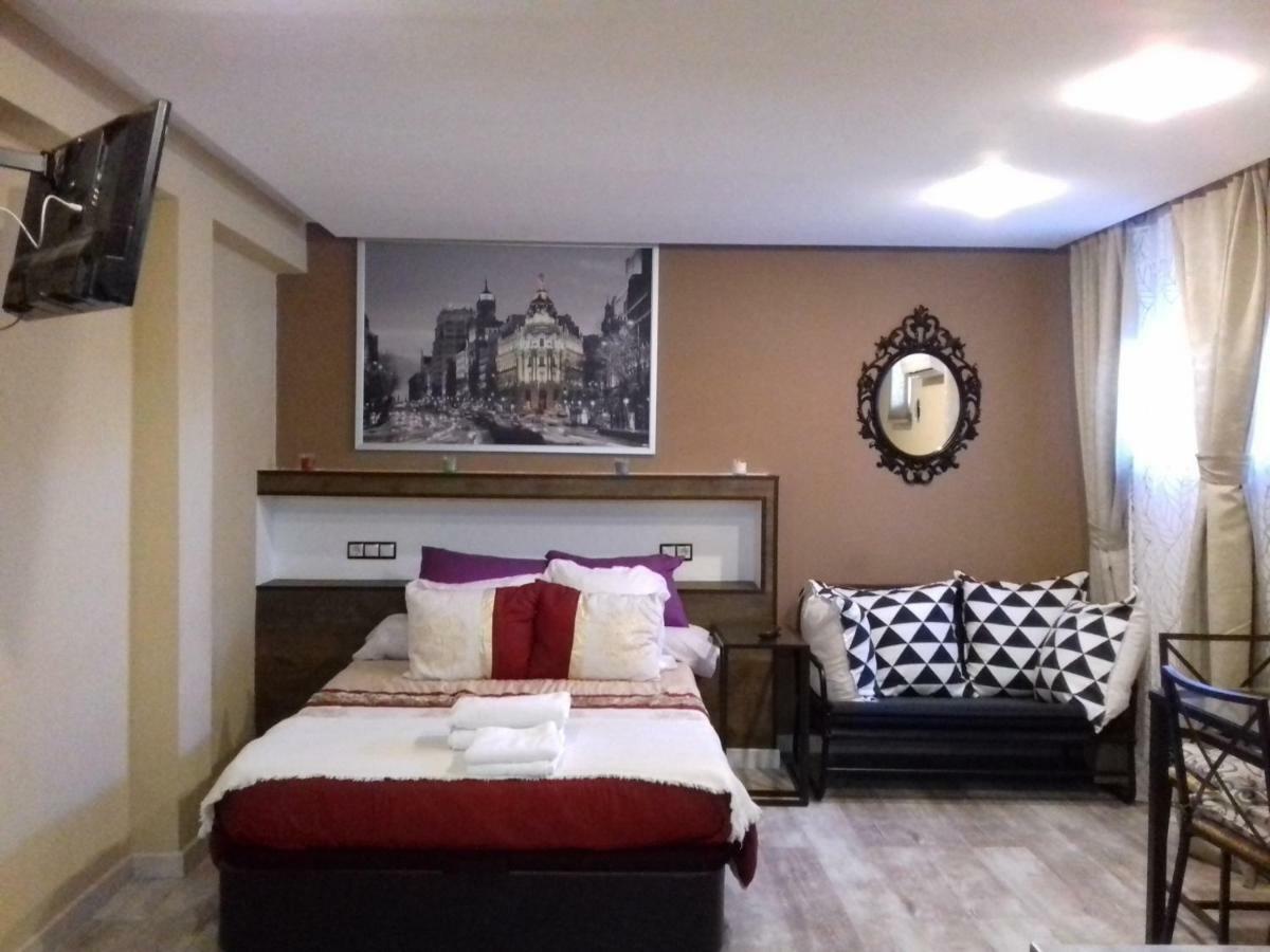 Apartment Calle Cantalapiedra # 2 Bajo-d Madrid