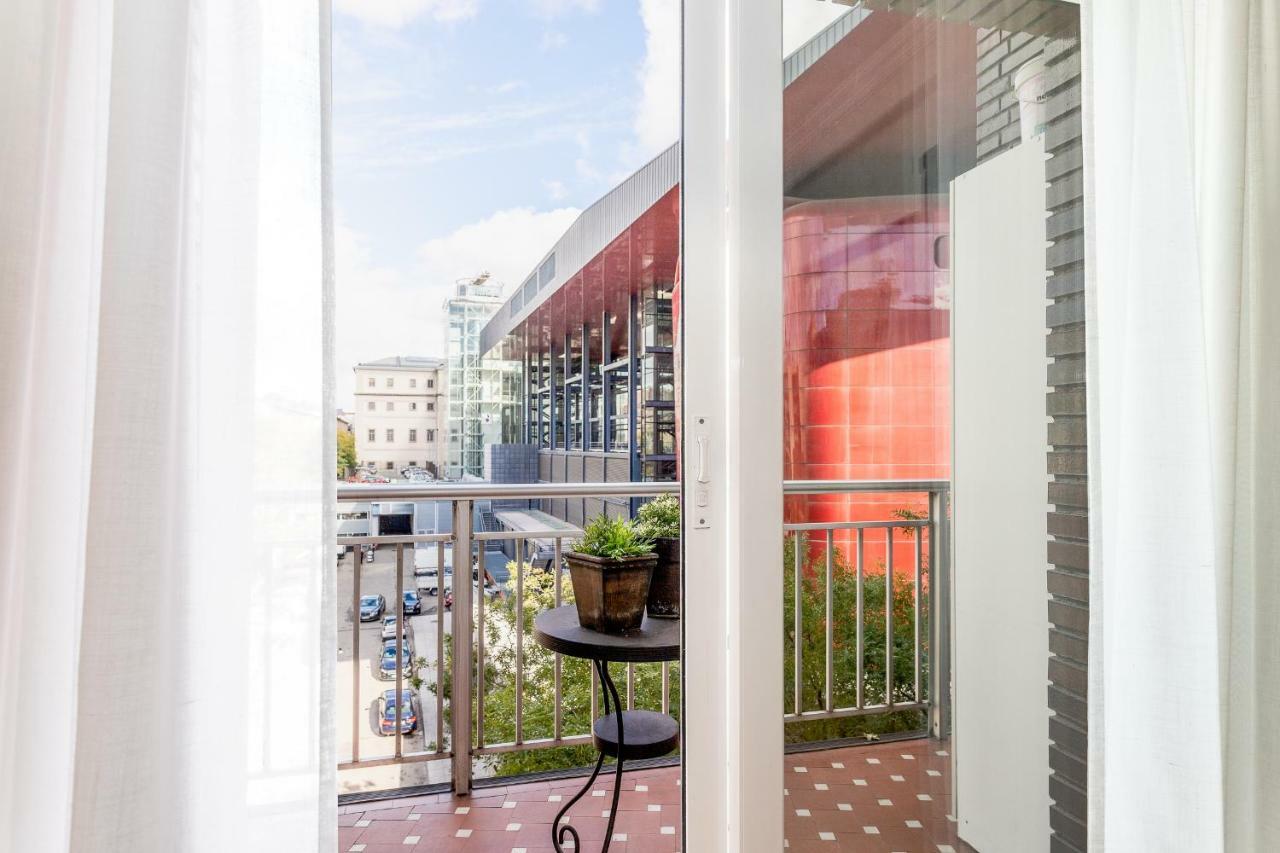 Bnbholder Luxe Atocha Station Apartment *
