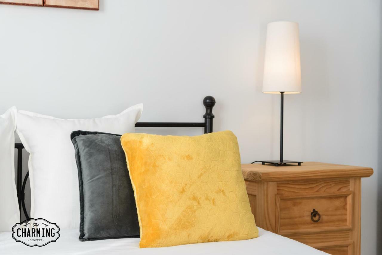 Antiques Market - Apartamento De 3 Dormitorios Con Parking *
