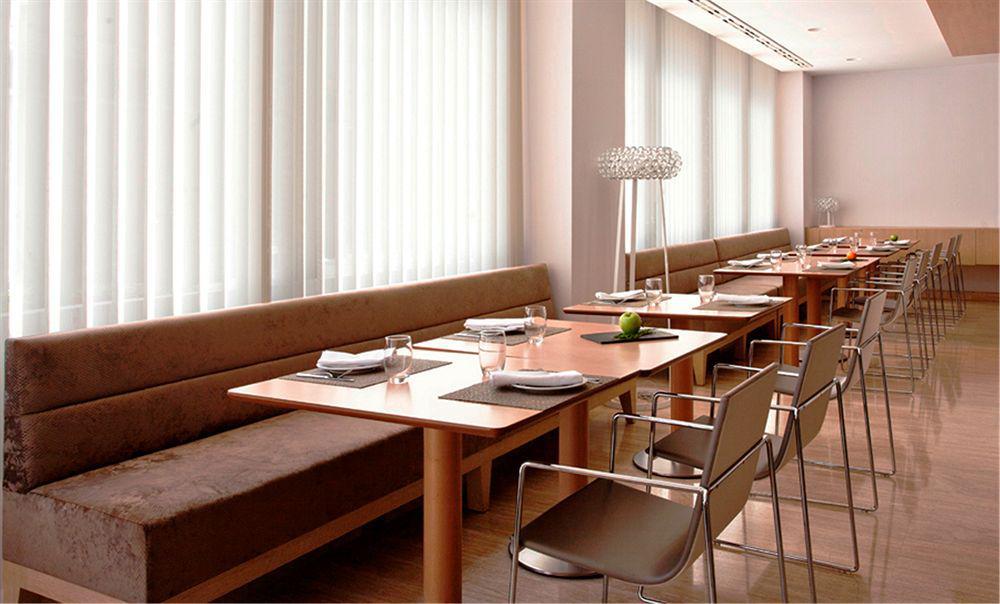 Hotel Nh Prisma 4*