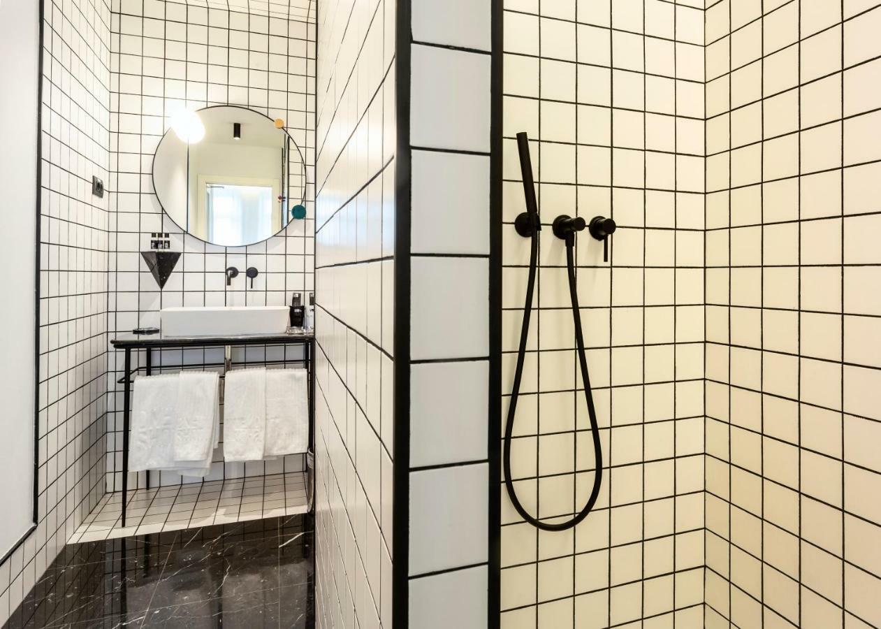 One Shot Fortuny Hotel 4*