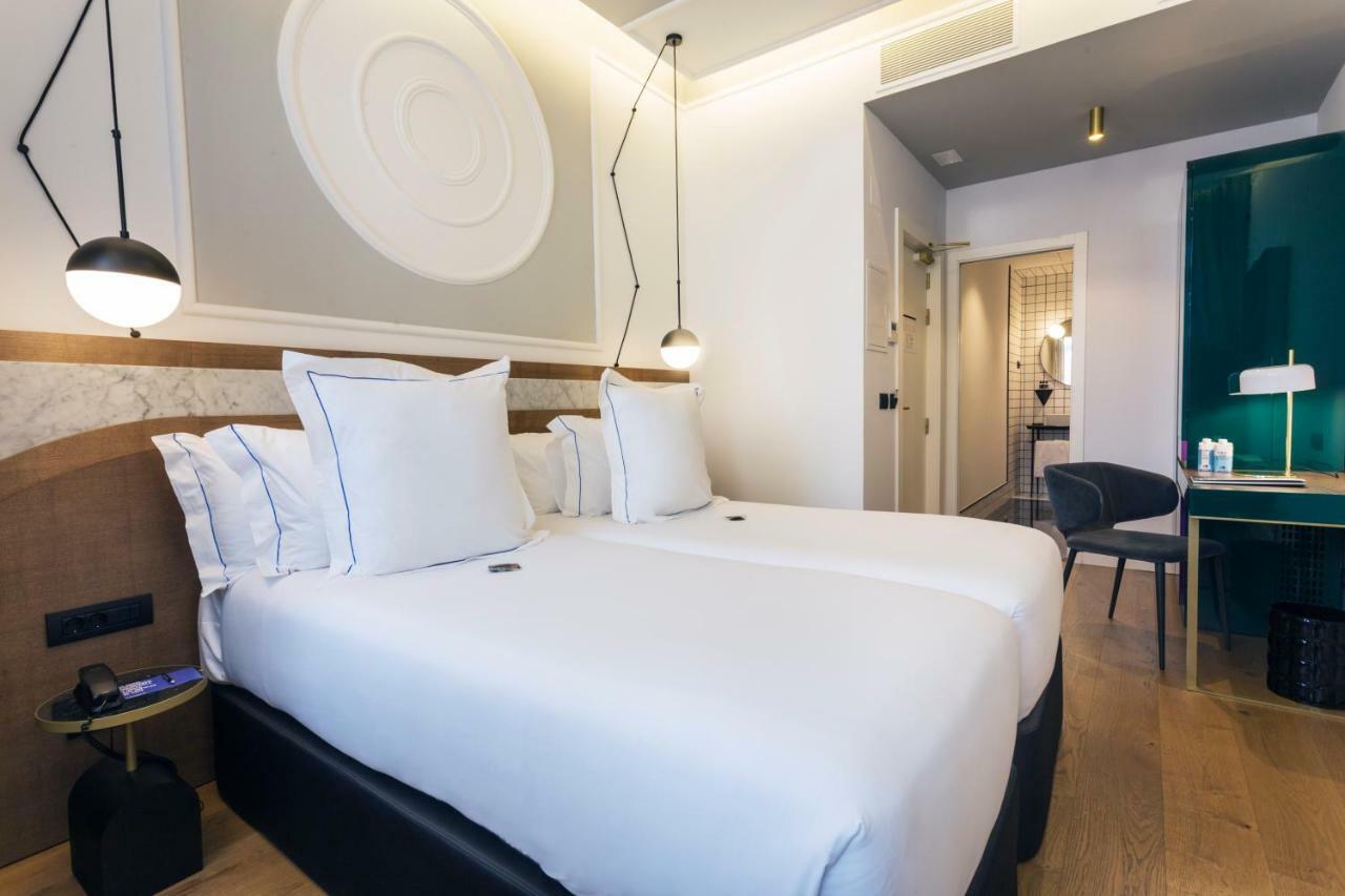 One Shot Fortuny Hotel