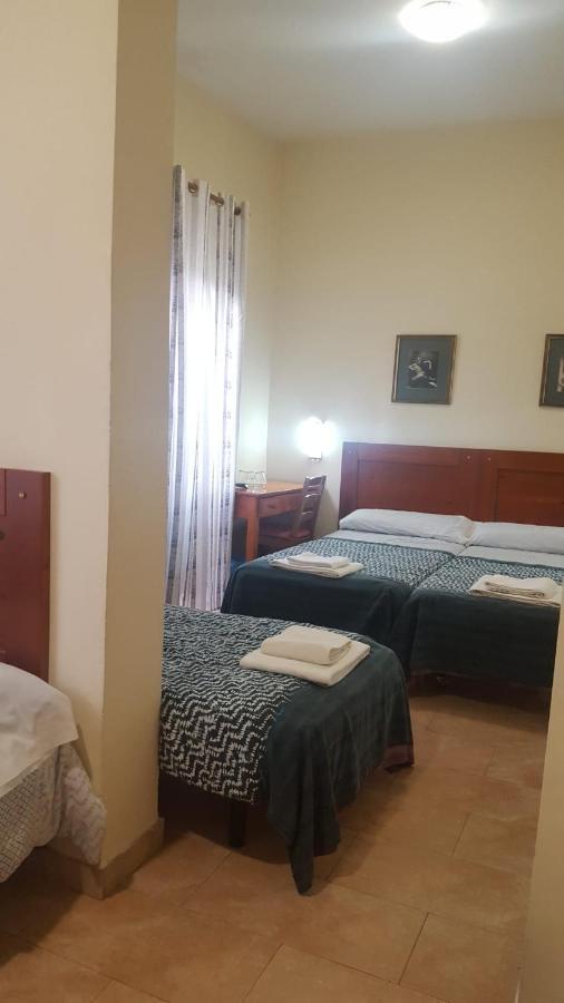 Tirso Plaza Casa de hóspedes Madri