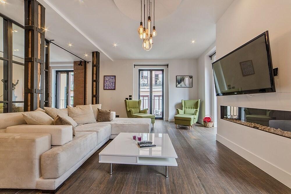 Apartamento En La Puerta Del Sol Apartment *