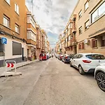 Edsam Madrid Apartments Black