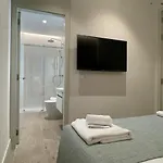 Prado 46