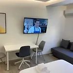 Castellana 4 Torres Apartments