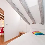 Hortaleza 72 Buhardilla En Chueca