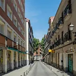 2 Bedroom Flat In La Latina-Carn