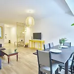 New.Apto-Ponzano. Luxe & Spacious 4Rooms 3Bathroom