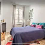 Habitacion Simple En Piso Compartido C