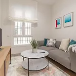 Cozy Ground-Floor Apartment For 2 In Chamberi Perfect Spot Quevedo IV
