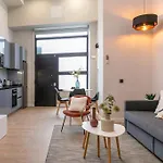 Beautiful Duplex In Front Of Vista Alegre Palace