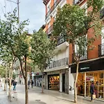 Chueca Fuencarral - 5 Bdrms 5 Baths 12 Pax