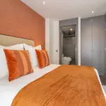 Modern Stay In La Latina For 3 - Vibrant Madrid Location Latina Toledo VII