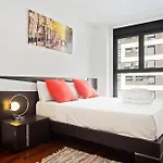 Modern 2 Bedroom Apartment Near Retiro Close To Metro