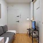 Artbel Rentals En Chamberi-Alberto Aguilera