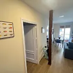Piso De 3 Habitaciones Recien Renovado A 15 Mins De Sol