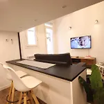 Comodo Mini-Loft In Goya