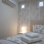 Luxurious Apartment In Malasana Centro Madrid Temporal Val21