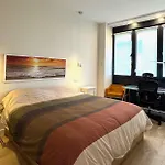 Gold Suite Aparment Wifi Ac Services E1