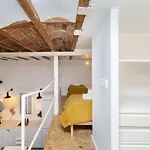 Cozy Loft In Chamberi, Madrid