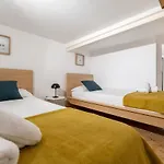 Cozy Loft In Chamberi, Madrid