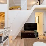 Cozy Loft In Chamberi, Madrid