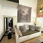 La Vida Malasana Central Apartment For 4 Guests