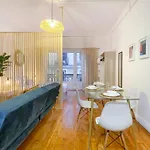 Victoria Studio II