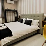 Comfortable Stay For 2 People - 1