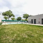 Fancy Studio With Terrace & Pool - Madrid South