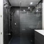 For You Rentals Spacious, Temporary, And Central 3-Bedroom Apartment Aca65