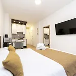 Luxury I - Ferga Suites