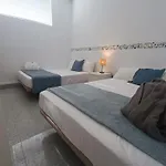 Alexa Host Vallecas