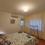 La Casa De Marife, A 15\