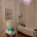 La Casa De Marife, A 15\