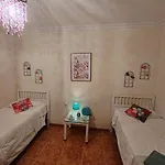 La Casa De Marife, A 15\