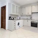 Friendly Rentals Fernando VI