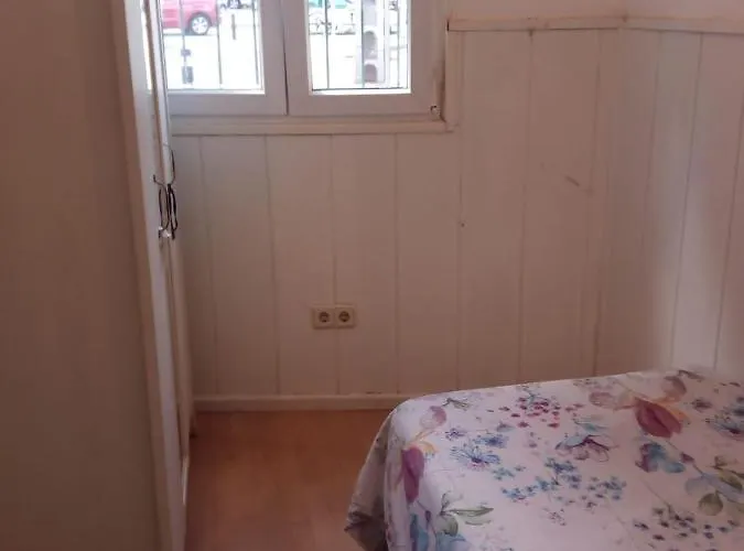 Apartamento De 3 Dormitorios Cerca De Mendez Alvaro