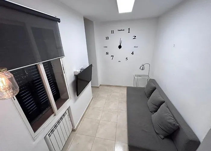 Quiet Flat In Interior Floor Atocha-De23
