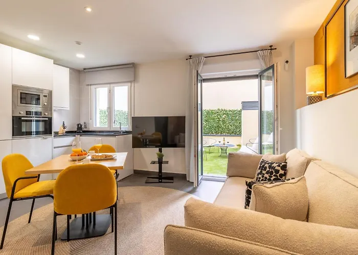 Charming Ground-Floor Apartment With Private Terrace Latina Toledo I
