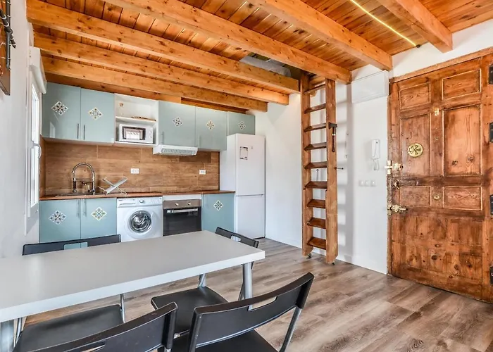 Apartamento Muy Amplio En Pleno Centro De Madrid