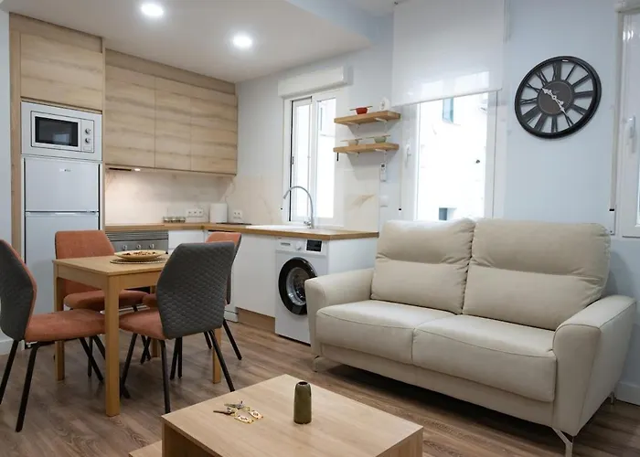 Luxurious Apartment In Malasana Centro Madrid Temporal Val21