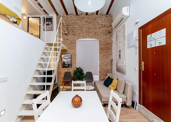 Cozy Loft In Chamberi, Madrid
