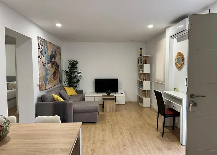 Artbel Rentals En Plaza Castilla -Vizcainos