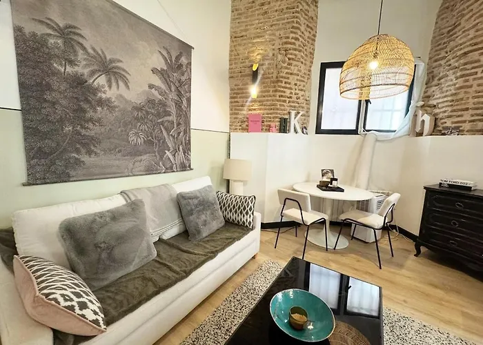 La Vida Malasana Central Apartment For 4 Guests