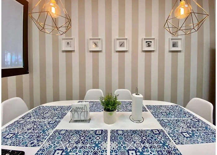 Comfortable Stay For 2 People - 1