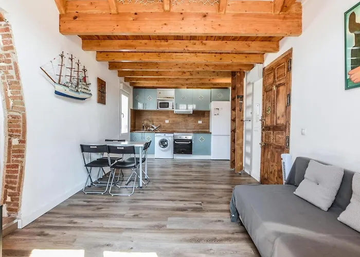 Apartamento Para 7 Personas En El Centro De Malasana Act Alquiler Temporal