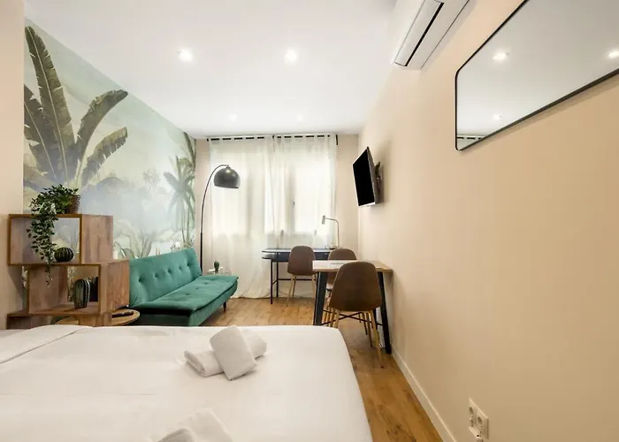 1 Bedroom 1 Bathroom Furnished - Chueca - Modern Functional - Mintystay